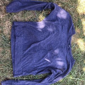 Blue regular comfy shirt.